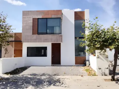 Casa en venta sierra nogal León | 3 recámaras