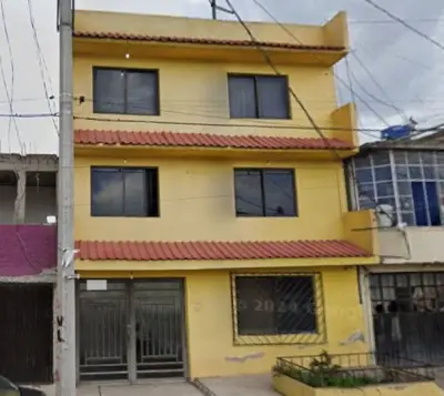 Edificio de 4 departamentos en venta