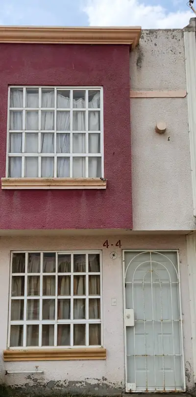 Hermosa casa en los héroes Chalco