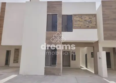 Casa en venta nuevo fracc.Villa cumbres, Saltillo, Coahuila.