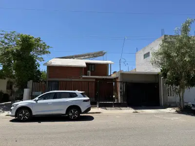Casa en venta en colonia choyal