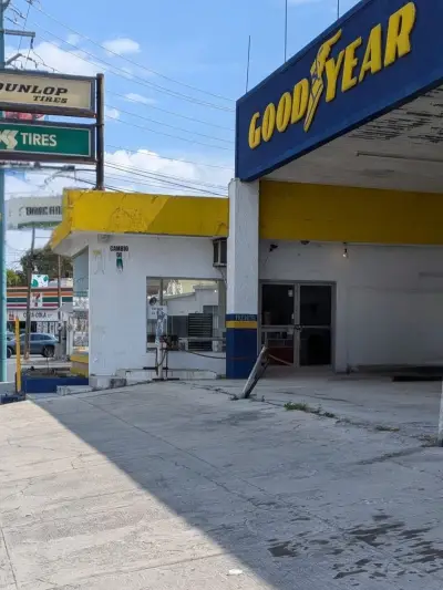 Local comercial en renta en Monterrey - foto 4