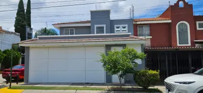Casa en venta en excelentes condiciones