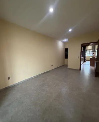 Casa en venta en León - foto 3