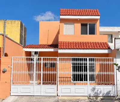 Casa en renta en Fracc. San Carlos