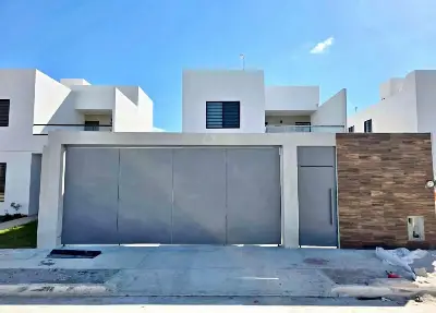 Casa en Fracc. los Heroes