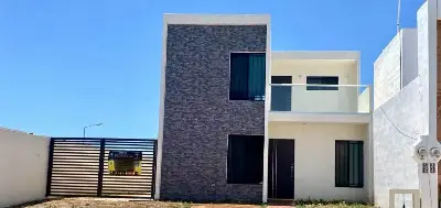 Casa en Fracc. Las Americas VI