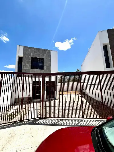 Casa en Esmeralda Residencial