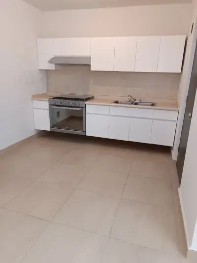 Casa en renta en García - foto 4