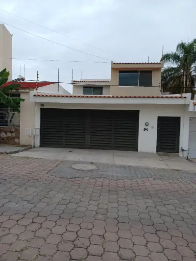 Casa venta en col. Arbide, León, Guanajuato
