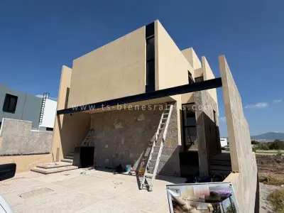 Casa en venta en hacienda carlota Corregidora Querétaro
