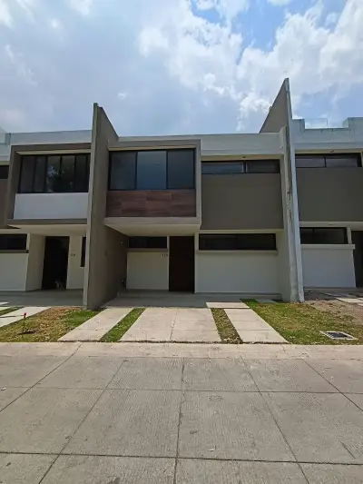 Casa en venta en fraccionamiento árbore, tlajomulco de zúñig