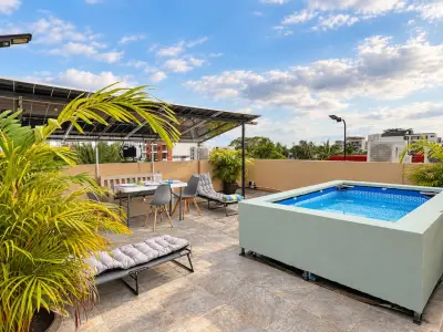 Versalles 837: rooftop privado y alberca para disfrutar