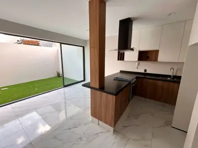 Casa en venta en Zapopan - foto 3