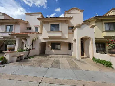 Casa en venta en villa california, tlajomulco