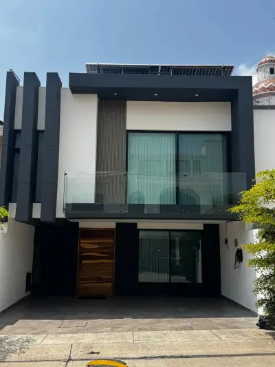 Casa en venta en Zapopan - foto 2