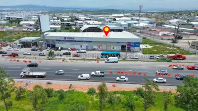 El conin bodega en renta sobre autopista mex-qro