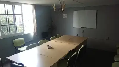 Sala de juntas en cevam echegaray