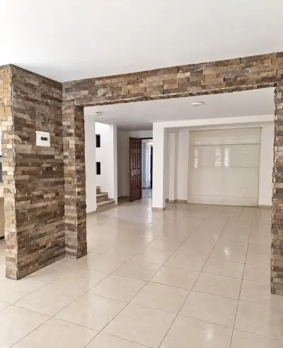 Casa en venta en León - foto 3