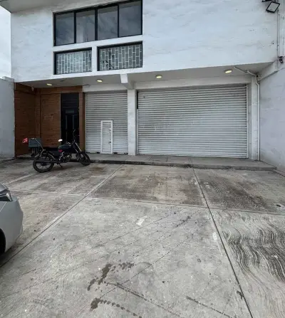 ¡300m2 estratégicos para franquicias en Veracruz!