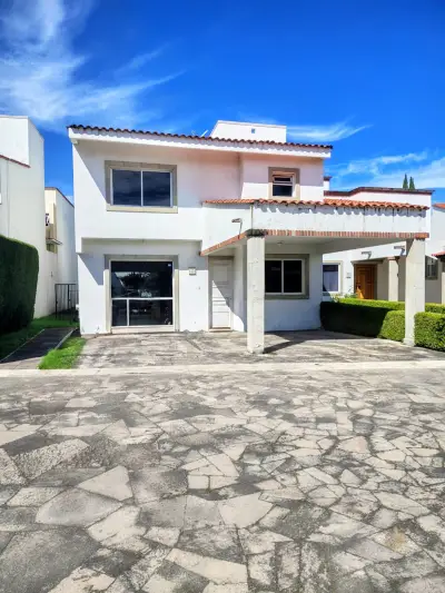 Casa en venta en Metepec - foto 2