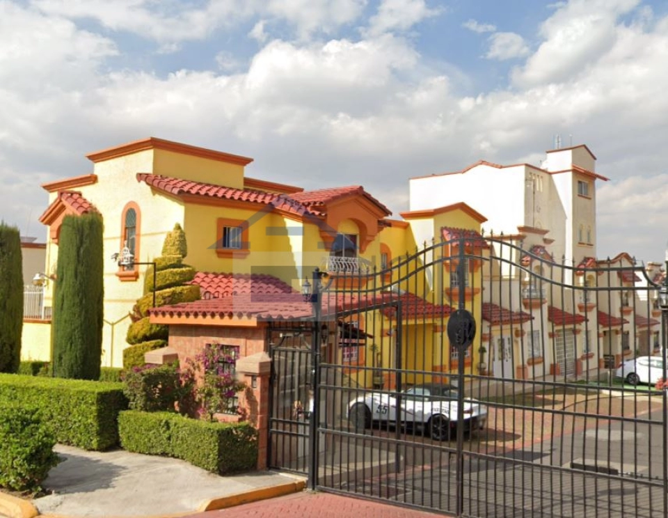 Venta de casa en Col. Villa del Real, Tecámac, EDO MEX