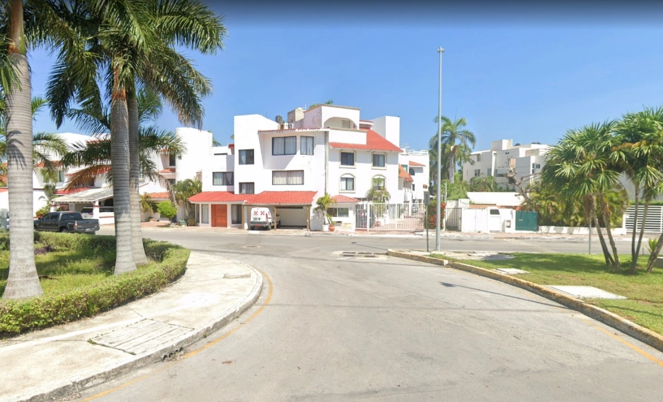 Venta de Casa en Villa Ziranda Zona Hotelera en Benito Juárez (cancun) -  Portal Inmuebles y mas propiedades en Mexico