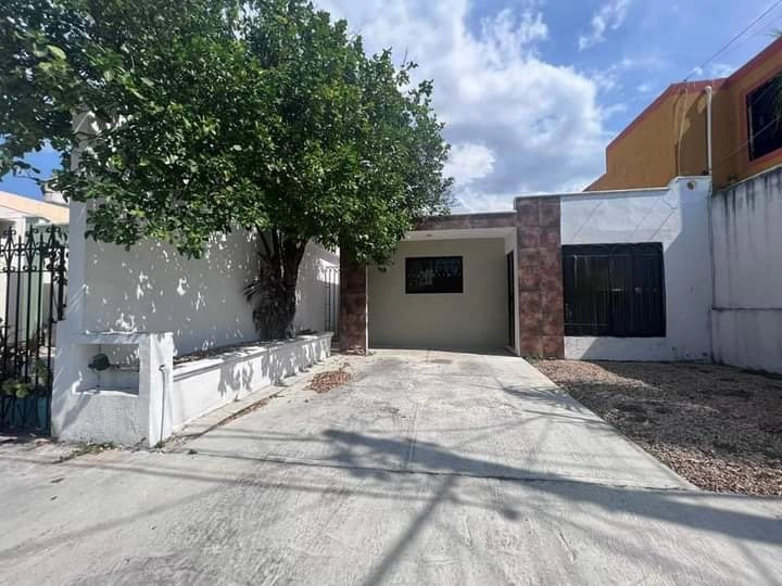 HERMOSA CASA EN VENTA RESIDENCIAL PENSIONES