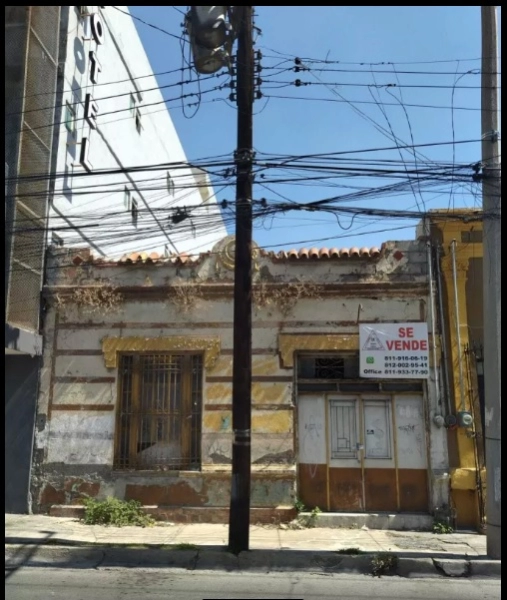Terreno con casa para remodelar en el Centro de Monterrey