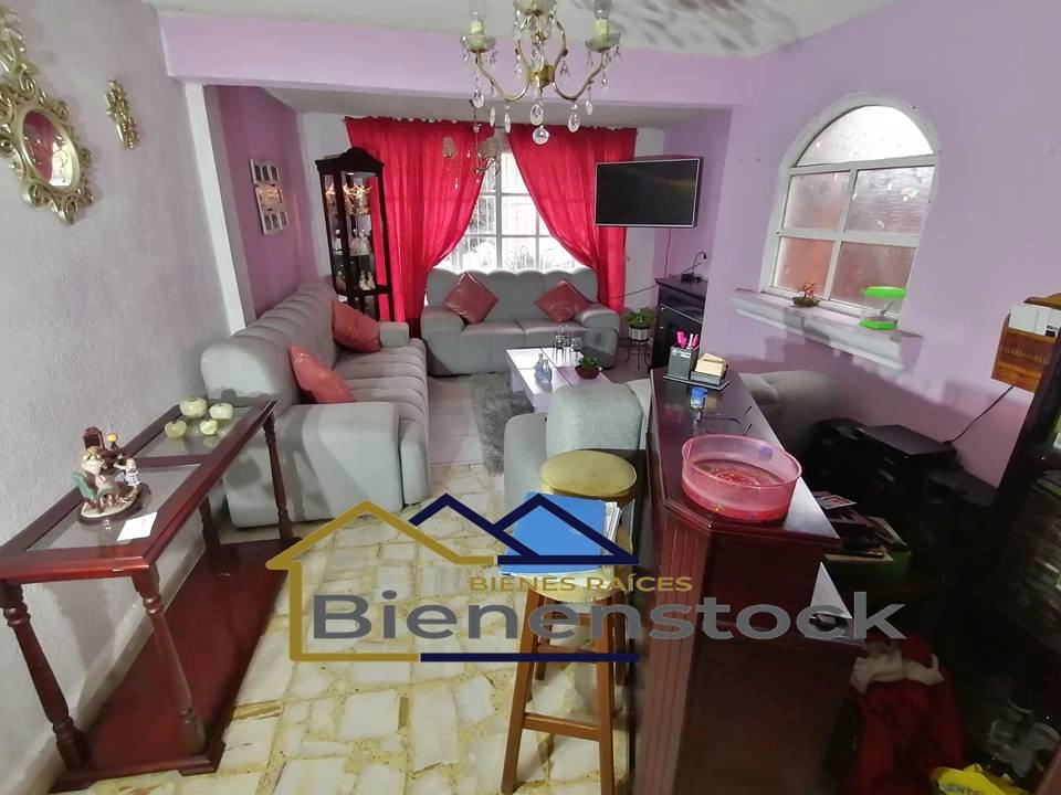 Bonita Casa en venta en Nezahualcoyotl-Valle de Aragon 1a S