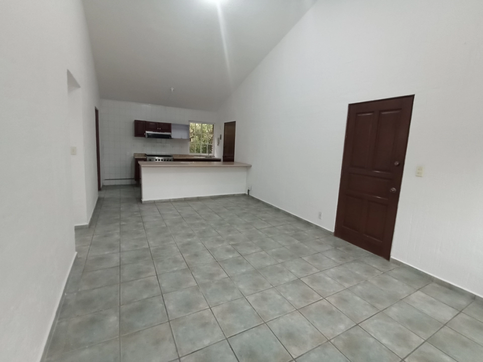 Departamento en venta en Av. Desierto de los leones.