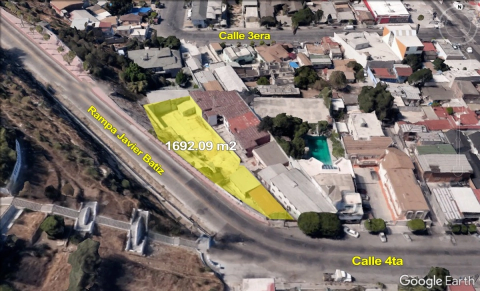 Venta de Terreno sobre Calle Cuarta, Tijuana, 1692m2