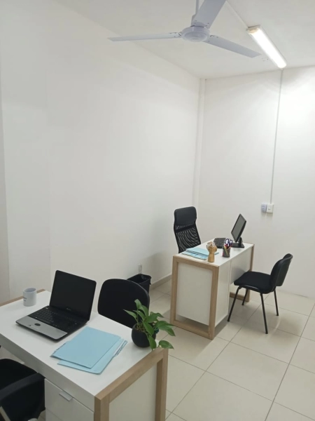 ¡Únete a Fast Office y Optimiza tu Espacio de Trabajo!