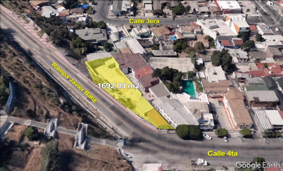 Venta de Terreno en Zona Centro, Altamira, Tijuana, 1692m2