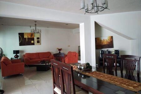 VENTA DE CASA EN MONTEBELLO