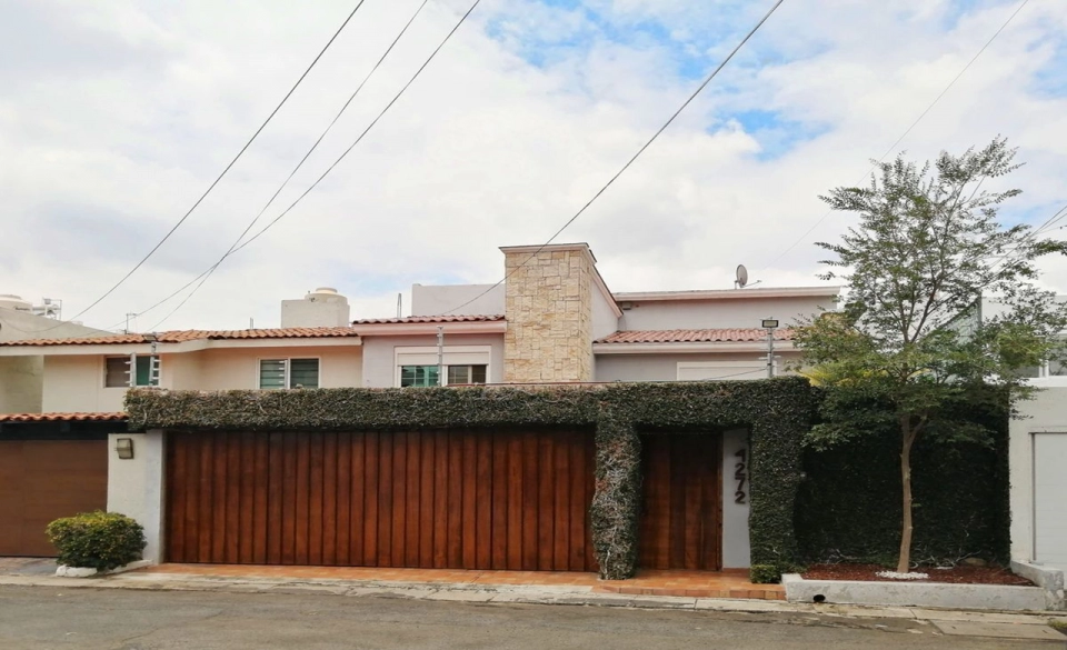 Venta Residencia, Villa Universitaria, Zapopán, Jal.