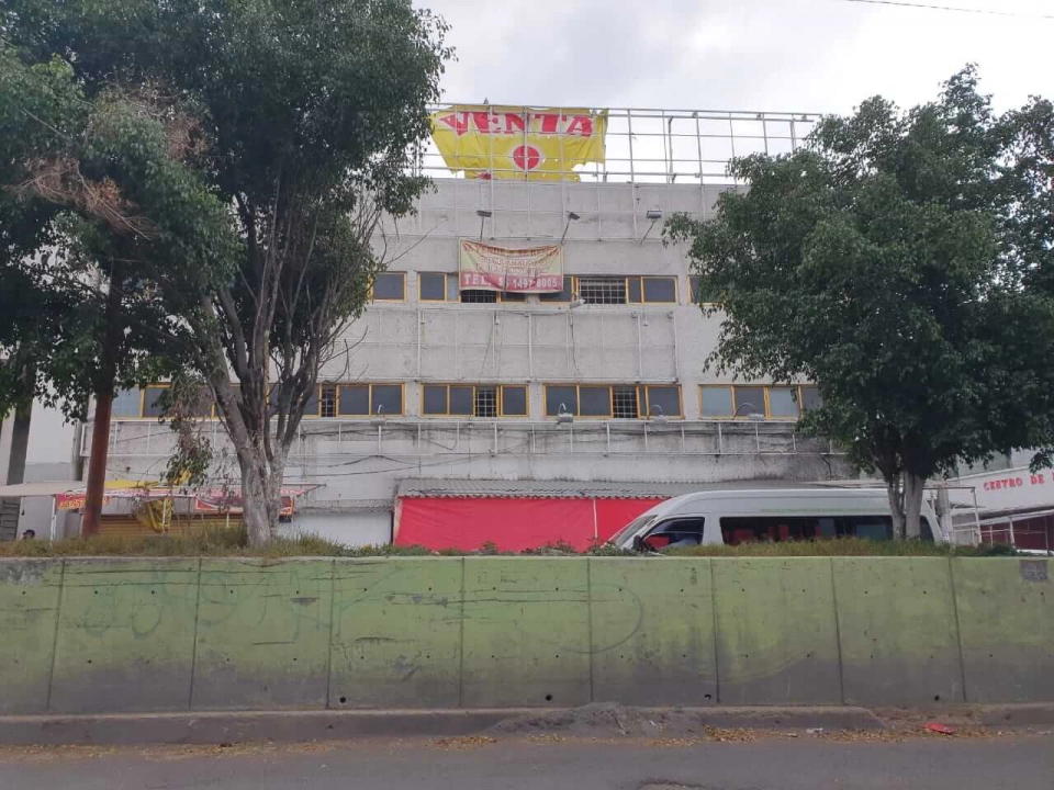 EDIFICIO Y BODEGA EN MEXIPUERTO ECATEPEC