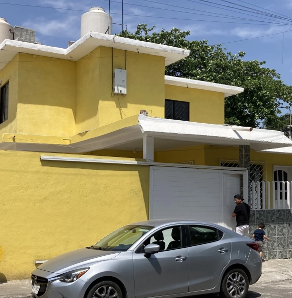 VENTA DE CASA EN COLONIA REVOLUCIÓN BOCA DEL RÍO, VERACRUZ