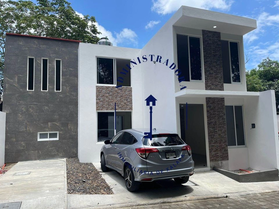 Casa en venta en Coatepec