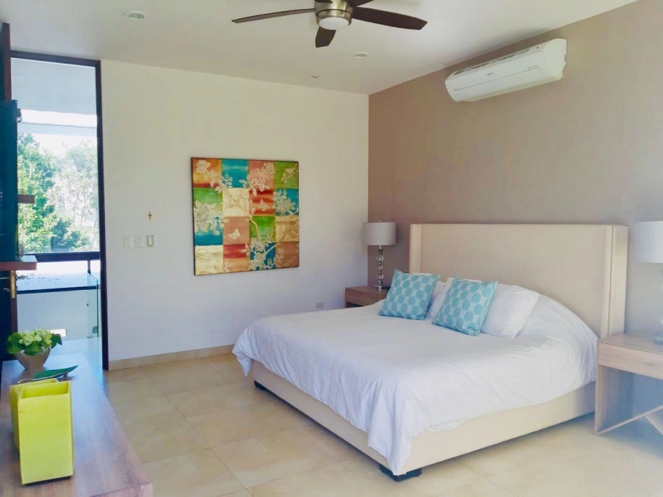 VENTA DE CASA EN COUNTRY CLUB MERIDA YUCATAN 