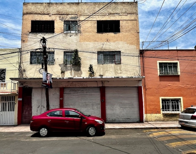 CASA  USO DE SUELO HABITACIONAL COMERCIAL CERCA TACUBA