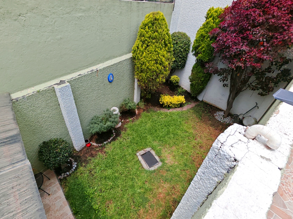 Encantadora casa, Tlalpan. Remodelada, iluminada, espacios