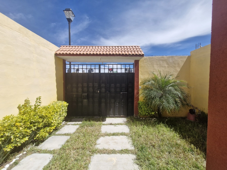 VENTA- CASA- MARQUEZ DE VALDEFUERTES-PRADERA DE VIRREYES-LA 