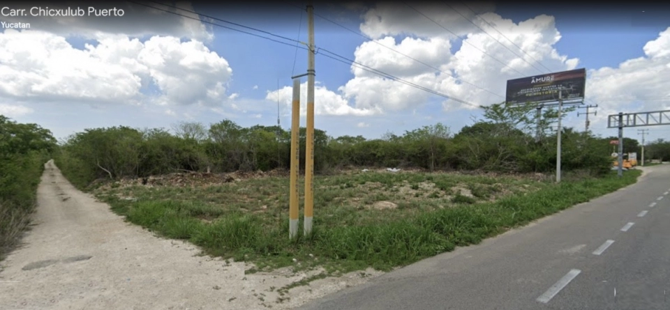 Mérida-Chicxulub playa .Terreno espalda de Paseos del Maya 