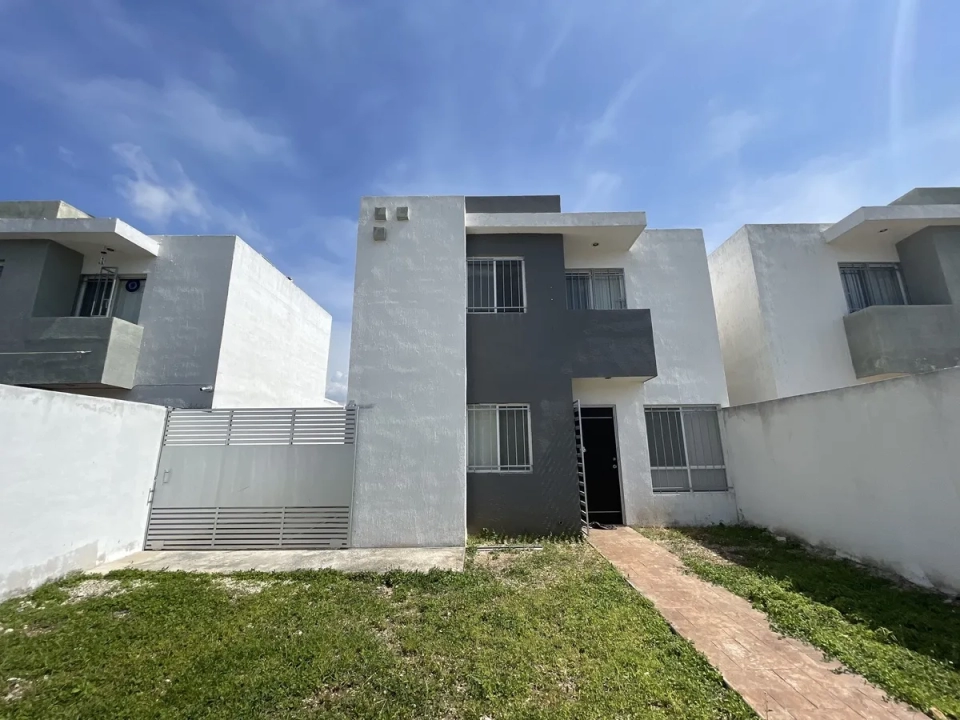 VENTA DE CASA EN TIXCCAL  OPICHEN MERIDA YUCATAN