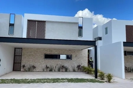 VENTA DE CASA NUEVA EN PRIVADA EN XCANATUN