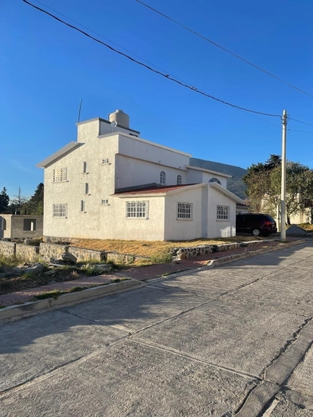 Casa en Venta, En Los Reyes Jocotitlan, Estado de México