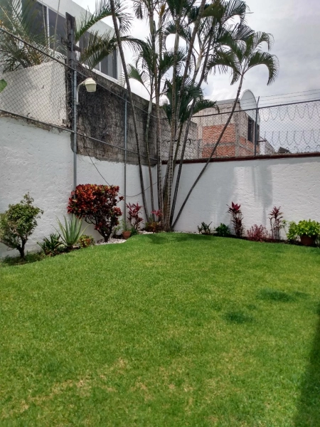 Vista hermosa casa  en privada residencial con alberca