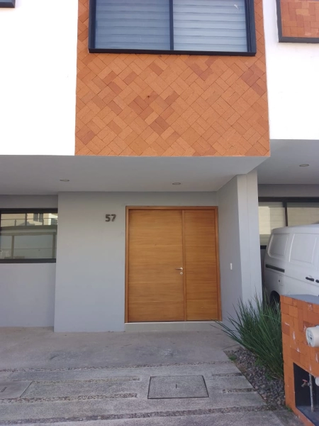 Rento casa en Altavista Residencial