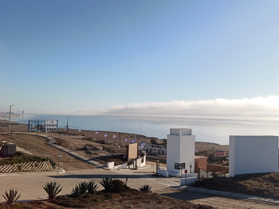 Terreno de 335.94 m² con vista al mar en Del Mar Residencia